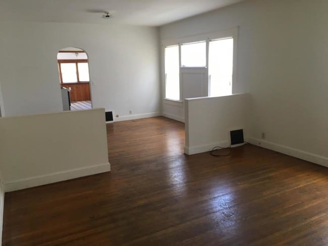 Building Photo - 501 S 19th St