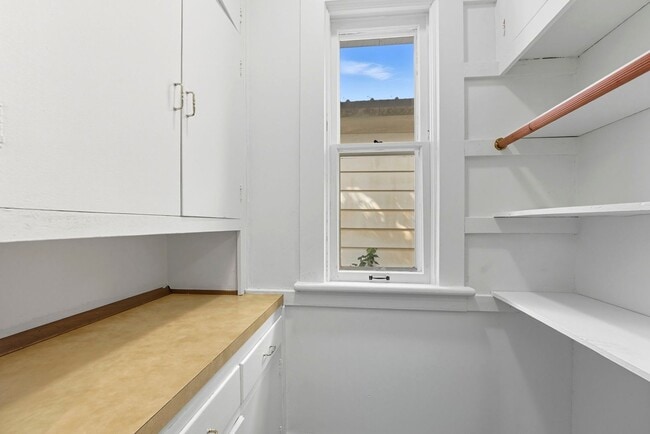 Building Photo - NEW LISTING! Spacious 3-Bedroom Home with ...