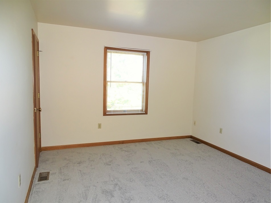 Building Photo - 1035 Kevin Ln