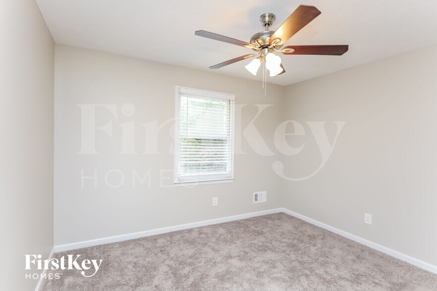 Building Photo - 5417 Hulsey Cir