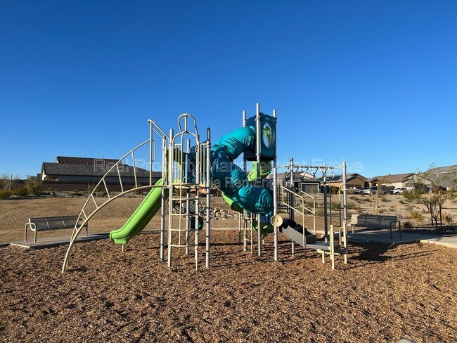 Building Photo - 4722 N 194th Dr