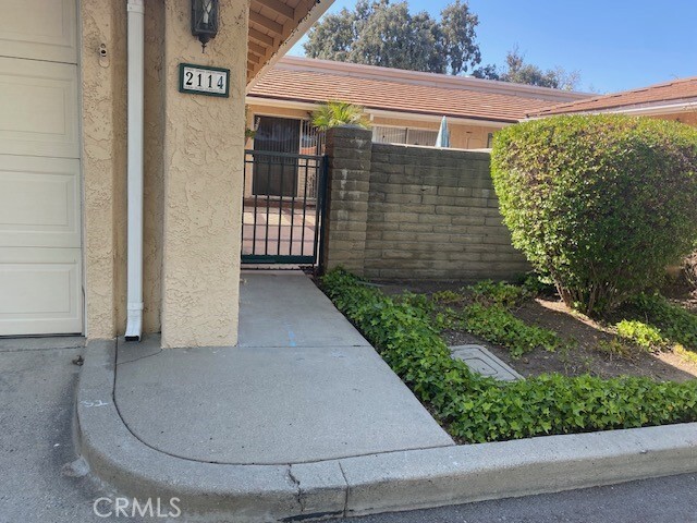 Building Photo - 2114 Crespi Ln