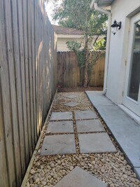 Building Photo - 3109 W Oakellar Ave