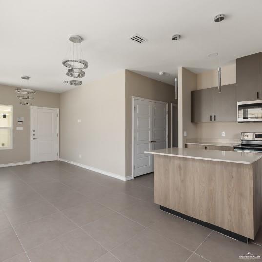 Building Photo - 14 Puffin Ave