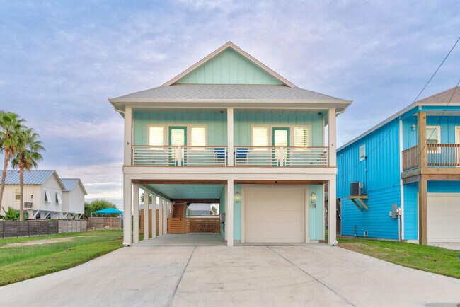 Building Photo - 119 6th St