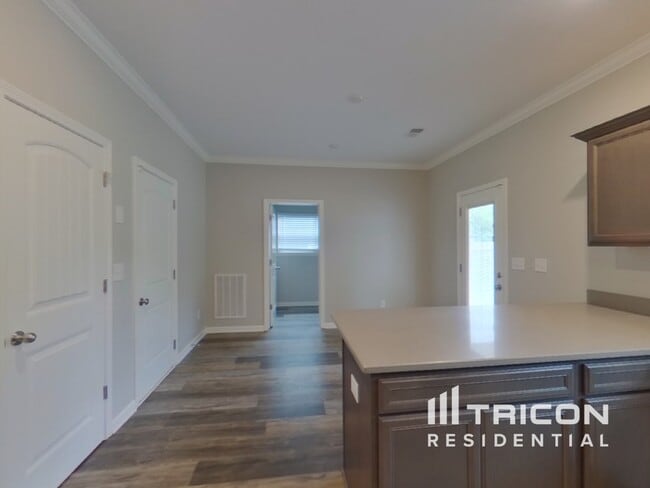 Building Photo - 1058 Brayden Dr