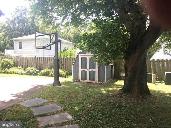 Building Photo - 6516 Cape Ct