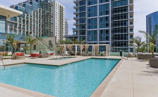 Building Photo - Panoramic Bayfront Luxury Living in the Heart of Little Italy