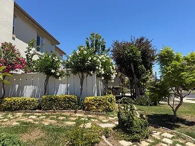 Building Photo - 1682 Prima Dr