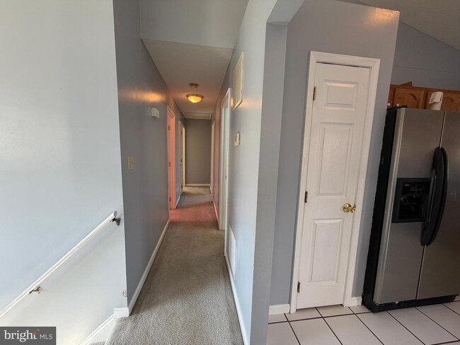 Building Photo - 104 New Kent Ct