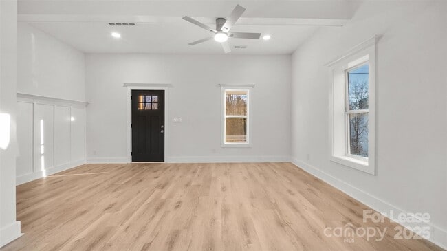 Building Photo - 55 Reed St NE