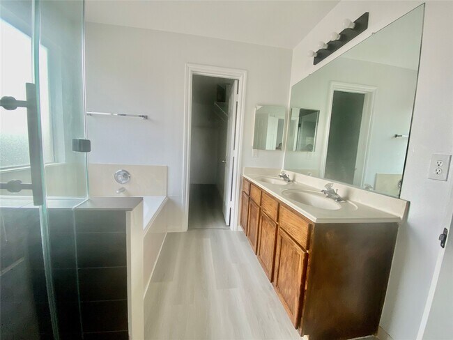 Building Photo - 14631 Alannah Lagoon Ct