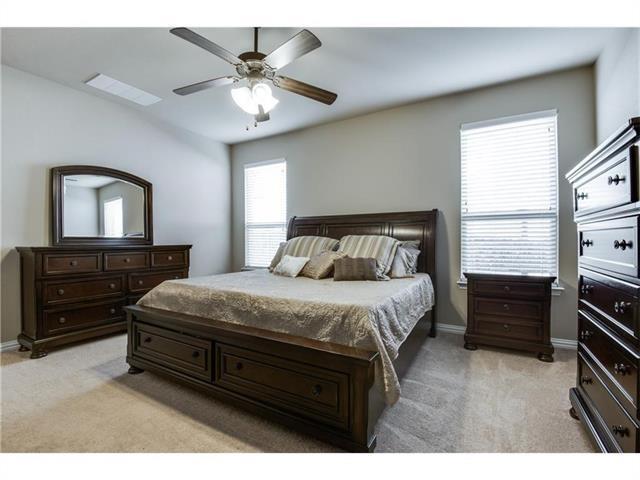 Building Photo - 620 Calliopsis St