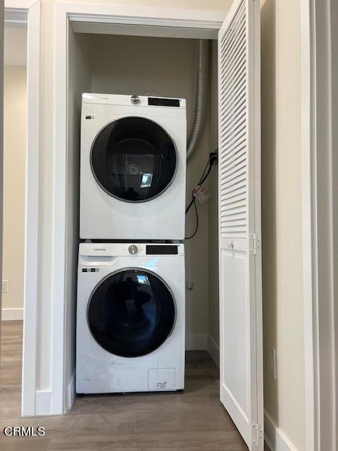 Building Photo - 10507 Helendale Ave