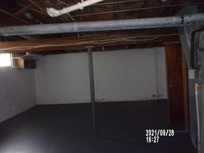 Building Photo - 4075 Kenneth Rd