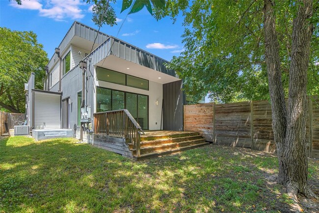 Building Photo - 3801 Grayson Ln