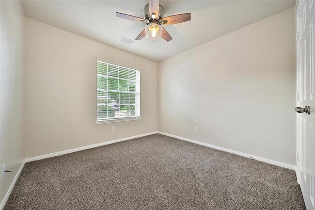 Building Photo - 14622 Palos Park Dr