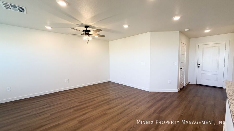 Building Photo - 2304 Corpus Ave