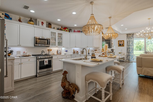 Building Photo - 8400 Dockside Pl