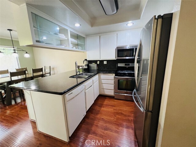 Building Photo - 1001 Creekside Dr