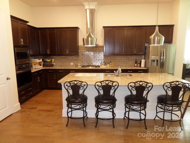 Building Photo - 13113 Kornegy Dr