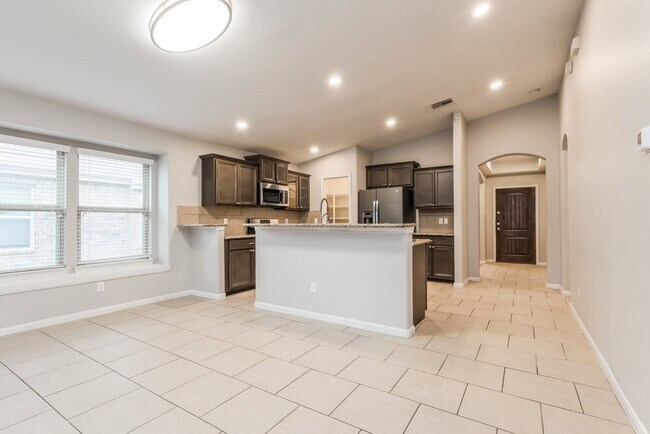 Building Photo - 15010 Cave Creek Ct
