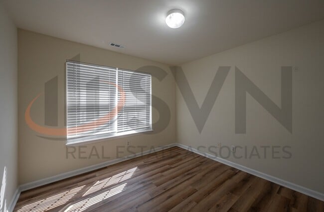 Building Photo - Spacious 4BR, 2.5BA Summer Meadow Durham Home