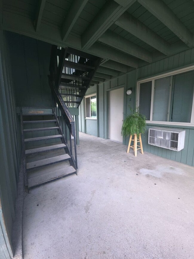 Interior Photo - 1608 Garfield Avenue
