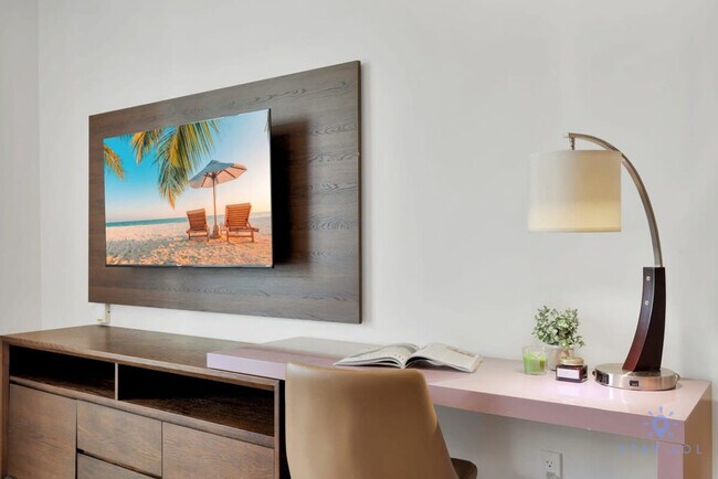 Building Photo - 777 N Ocean Dr