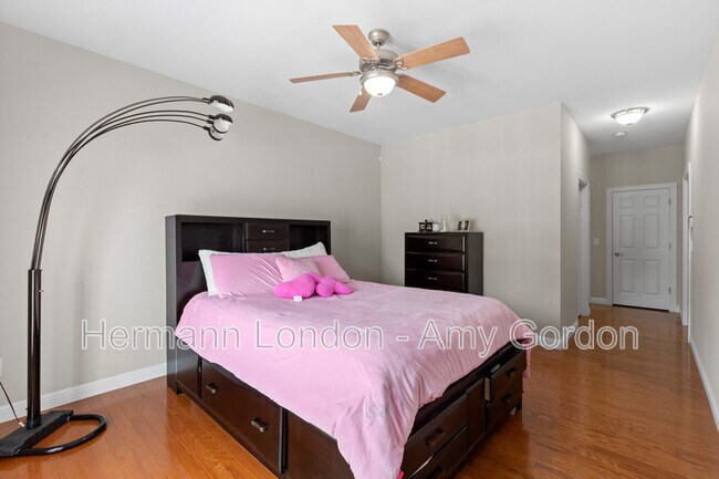 Building Photo - 751 Windberry Ct