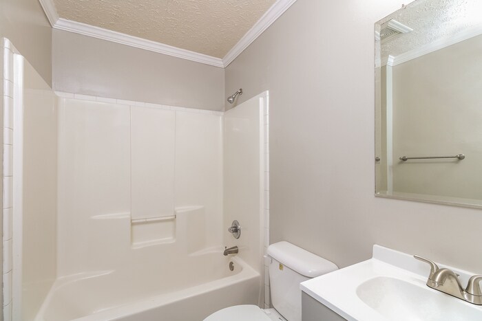 Building Photo - 4044 Conners St