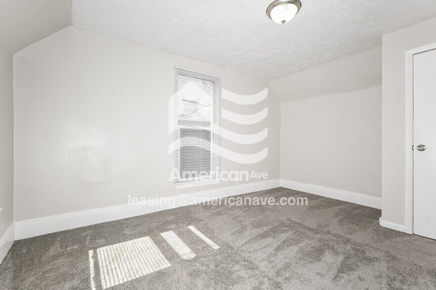 Building Photo - 532 Highland Ave