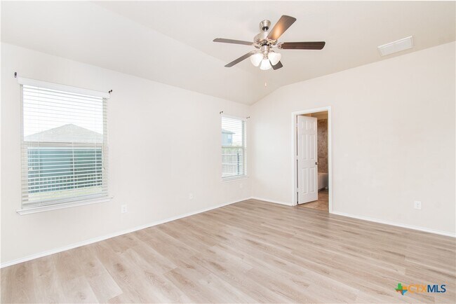 Building Photo - 5304 Waterbank Ln