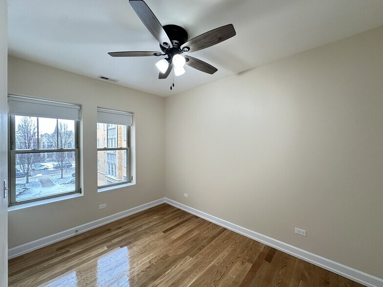 Building Photo - 234 S Maple Ave