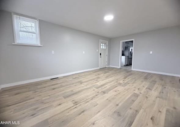 Building Photo - 5360 E Pleasant Valley Blvd