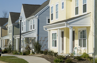 Building Photo - The Willows at Manor Heights