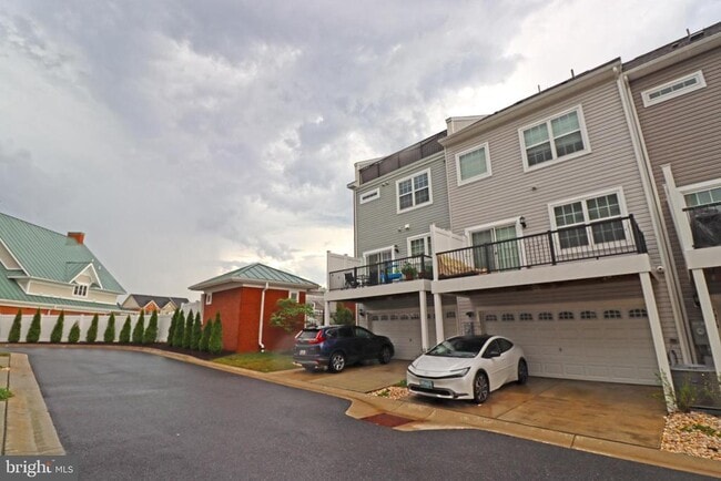 Building Photo - 7970 Potter Pl