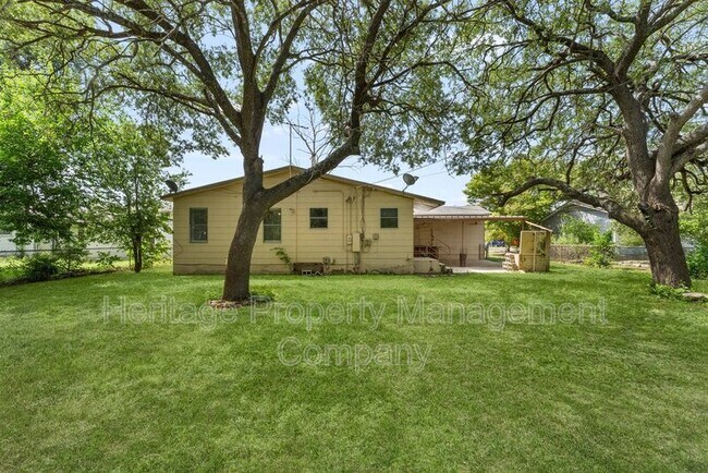Building Photo - 515 Mitchell Ave