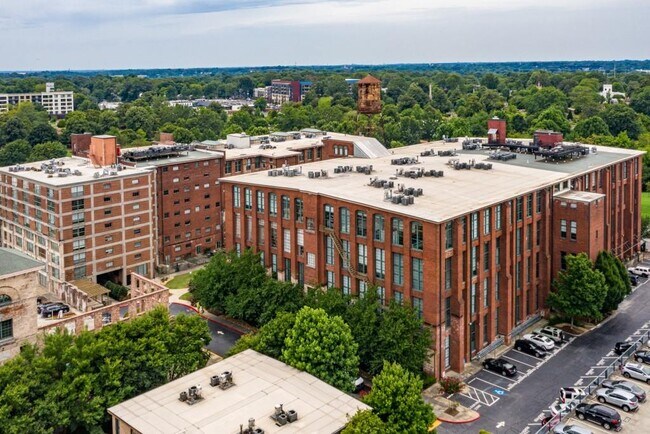 Building Photo - 170 Boulevard SE