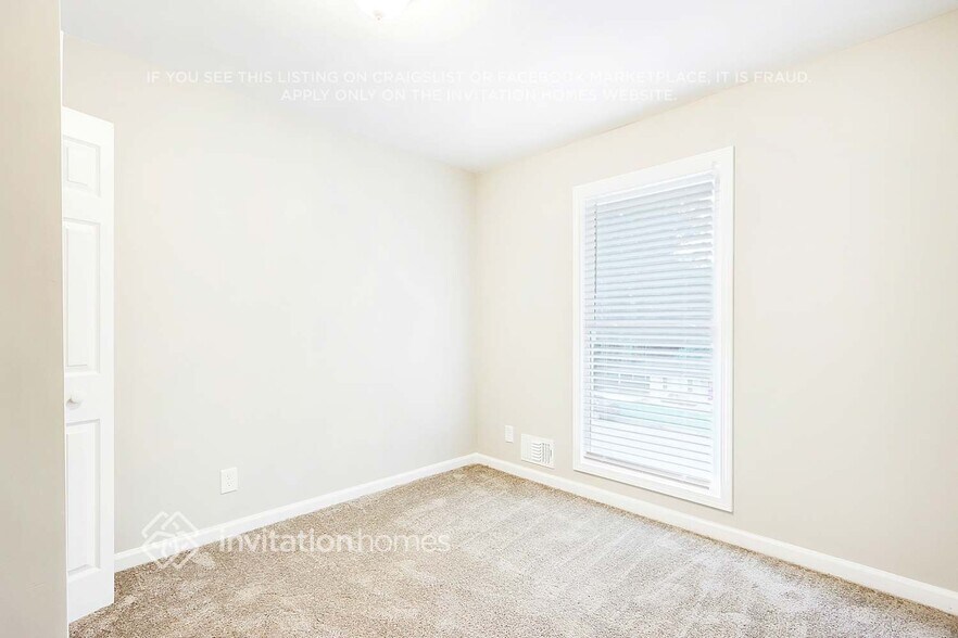 Building Photo - 3677 Glen Mora Dr