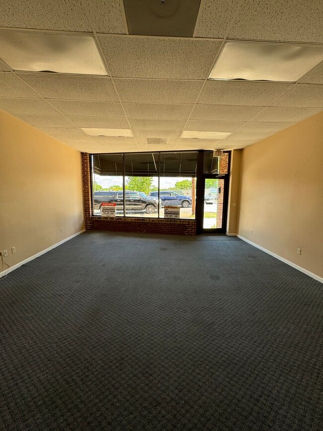 Building Photo - Commercial Space Downtown Shelby, NC