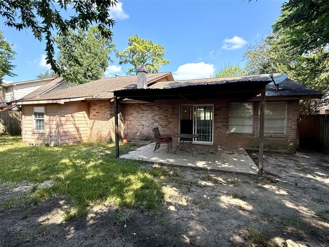 Building Photo - 6927 Windy Pines Dr
