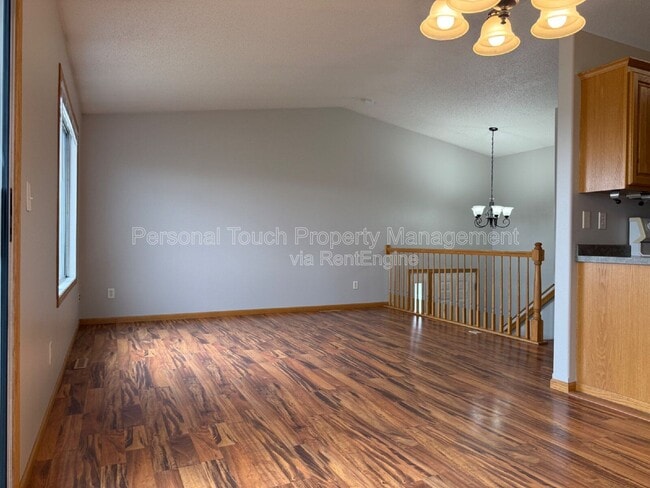 Building Photo - 1143 39th Ave S