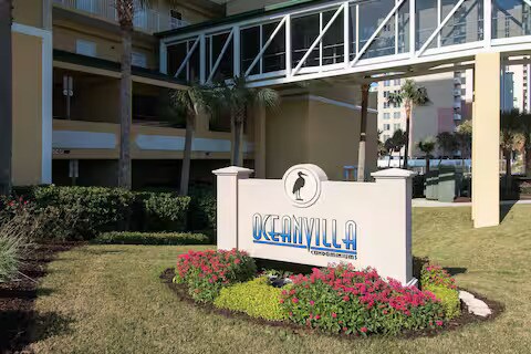 Welcome to Ocean Villa - 10625 Front Beach Rd