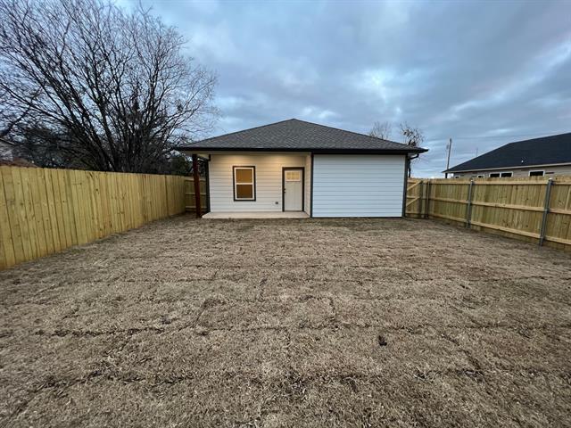 Building Photo - 402 N Elliott Ave