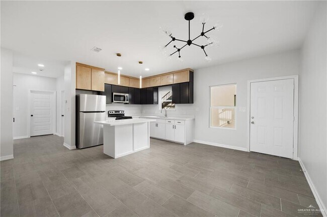 Building Photo - 3813 N Mezcal Dr