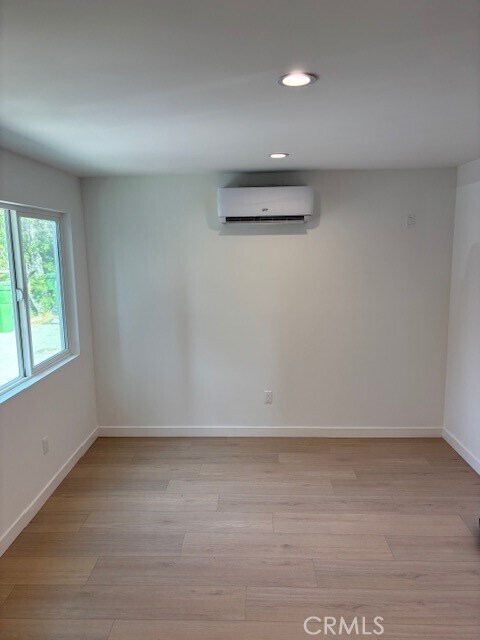 Building Photo - 5720 1/2 Wallis Ln-5720
