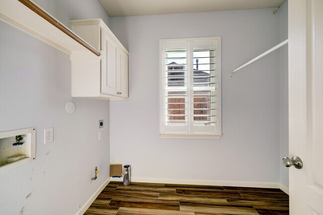 Building Photo - 20523 Riverside Pines Dr