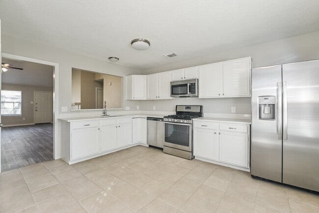 Building Photo - 4923 Bayboro Park Dr