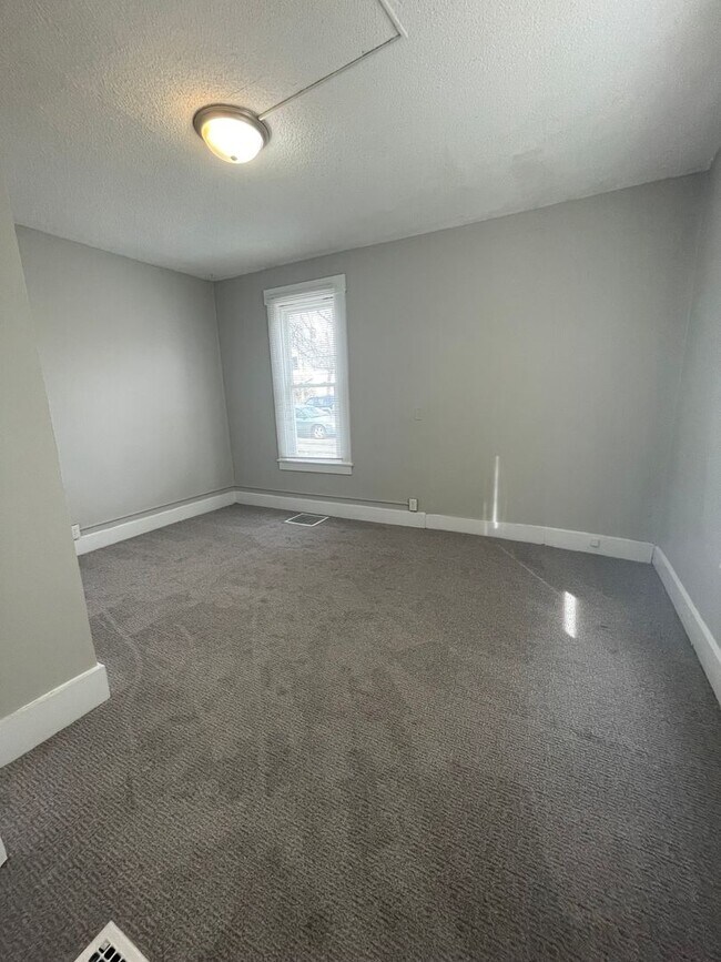 Building Photo - 1315 Morton St